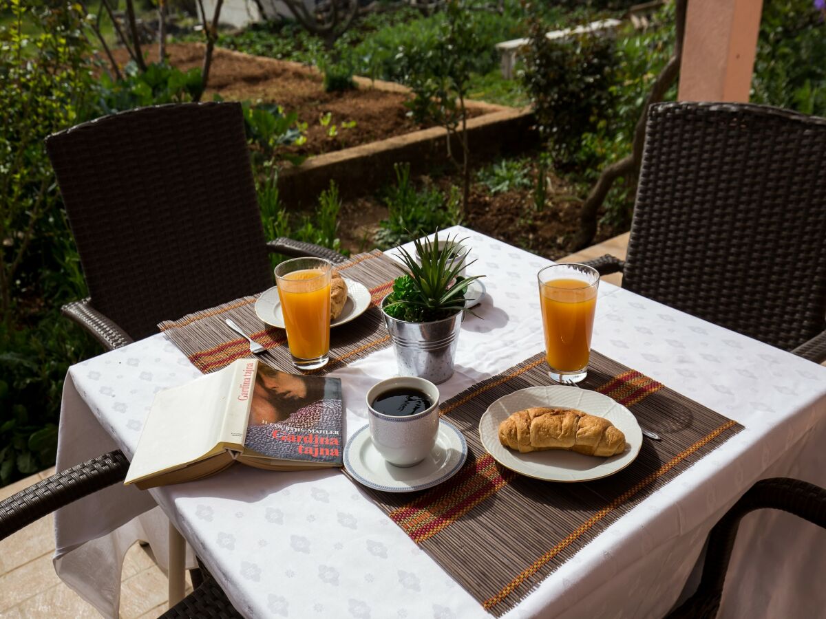 Apartment Apartment Ani - Two Bedroom Apartment with Terrace and Garden View