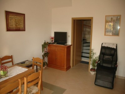 Apartment Apartment Vukorep - Two Bedroom Apartment with Terrace and Field View - Features photo 13