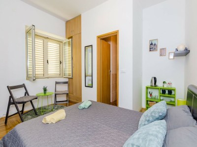 Apartment The Point Room - Double Room with City View - Features photo 10