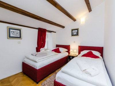 Apartment Apartment Maru Prestige - Comfort Duplex Two Bedroom Apartment - Features photo 13