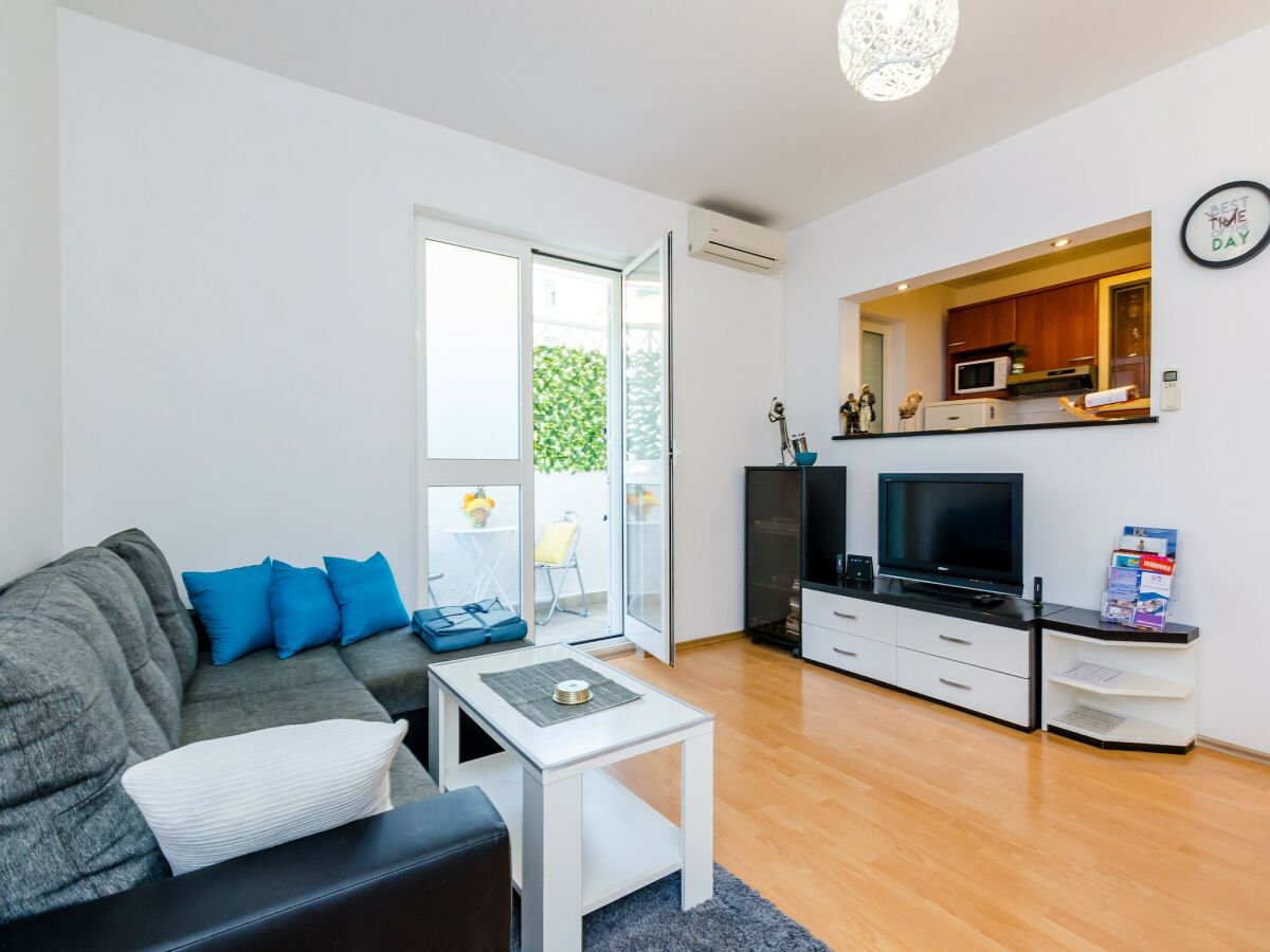 Apartment Apartment Antej - One Bedroom Apartment with Terrace and City View