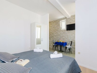 Apartment Miracle Apartments - Comfort Studio Apartment with Terrace and City View - Features photo 8