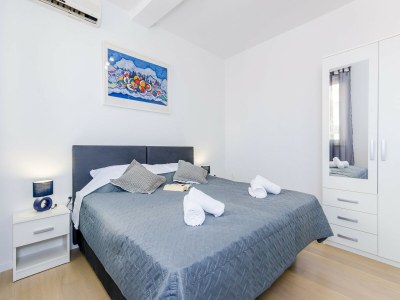 Apartment Miracle Apartments - Comfort Studio Apartment with Terrace and City View - Features photo 17