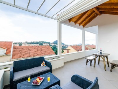 Apartment Miracle Apartments - Studio Apartment with Terrace and City View in Dubrovnik - Apartment