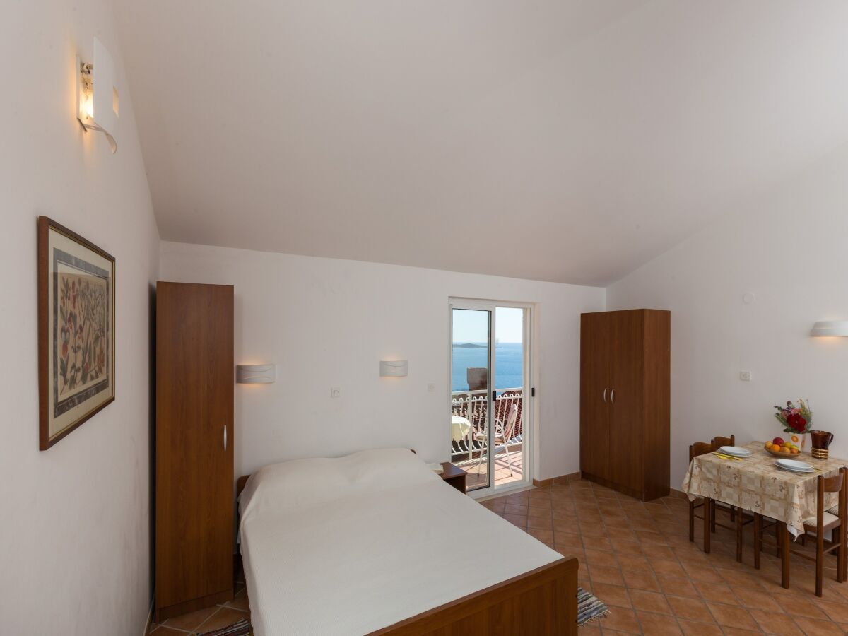 Apartment Villa Dubravka - Premium Studio Apartment with Balcony and Sea View (Apartman 2)