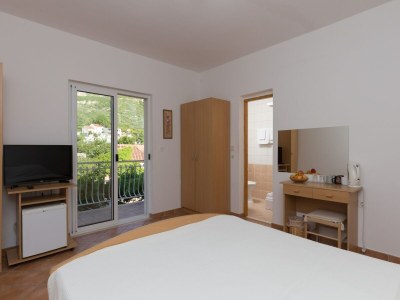 Apartment Villa Dubravka - Superior One Bedroom Apartment with Balcony and Sea View (Apartman 6) - Features photo 17