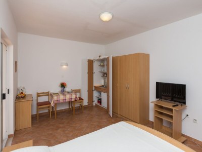 Apartment Villa Dubravka - Superior One Bedroom Apartment with Balcony and Sea View (Apartman 6) - Features photo 18