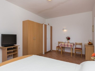 Apartment Villa Dubravka - Superior One Bedroom Apartment with Balcony and Sea View (Apartman 6) - Features photo 24