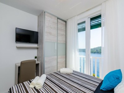 Apartment Apartments Lazarin - One Bedroom Apartment with Balcony and Sea View (2 Mali ) - Features photo 22