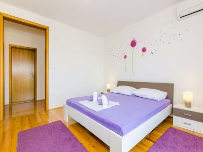Apartment Apartment &  Rooms Maždin - One Bedroom Apartment with Balcony and Sea View - Features photo 24