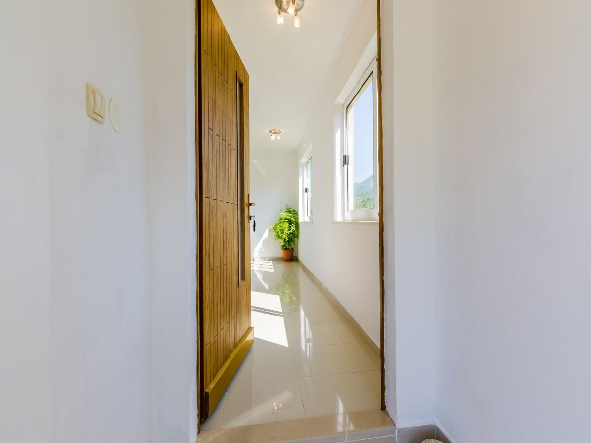 Apartment Apartment & Rooms Maždin - Triple Room with Balcony and Sea View ( Soba More ) - Outdoor photo 2