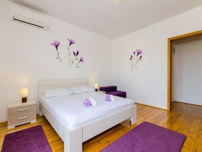 Apartment Apartment & Rooms Maždin - Triple Room with Balcony and Sea View ( Soba More ) - Features photo 19