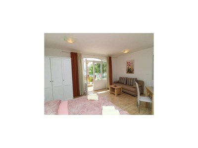 Apartment Apartments Seafront Silence - Studio Apartment with Terrace and Sea View - Features photo 9