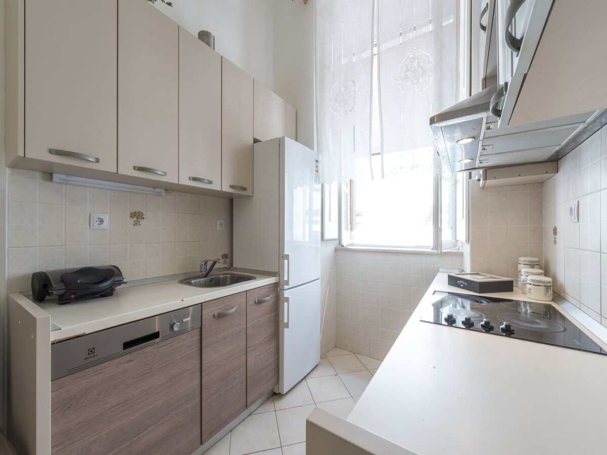 Apartment Apartment Old Writer - Two Bedroom Apartment with City View - Features photo 5