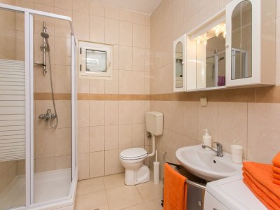 Apartment Bodul Vacation Apartment - Two Bedroom Apartment with Terrace and Sea View - Features photo 24