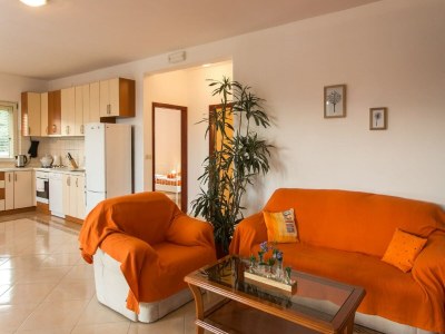 Apartment Bodul Vacation Apartment - Two Bedroom Apartment with Terrace and Sea View - Features photo 26