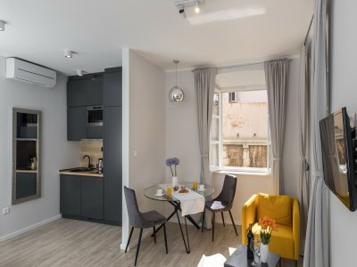 Apartment Apartments Urbis - Studio Apartment with City View (Zasebni) - Outdoor photo 13