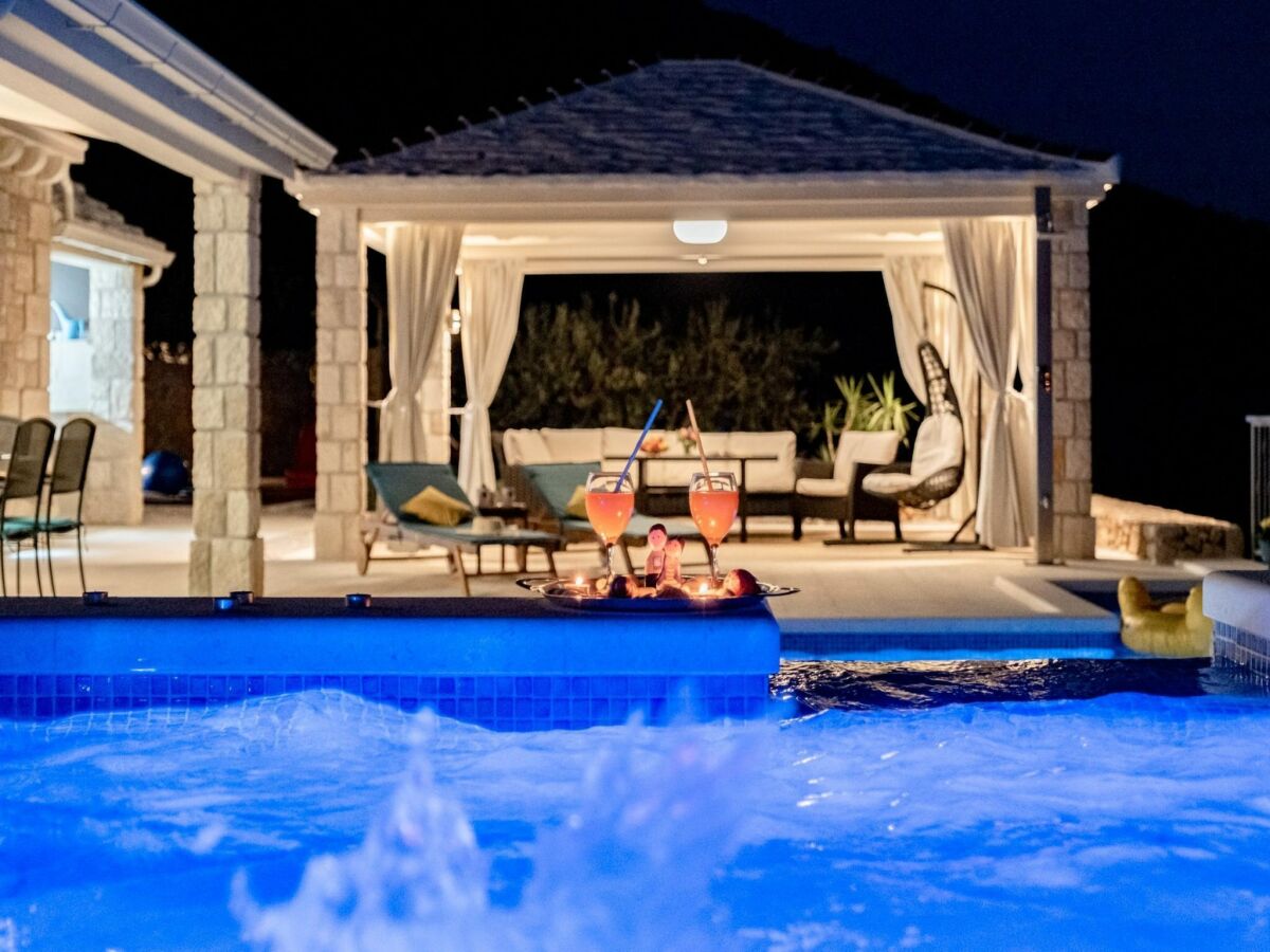 Villa Villa Blue Sky - Three Bedroom Villa with Pool - Outdoor photo 2