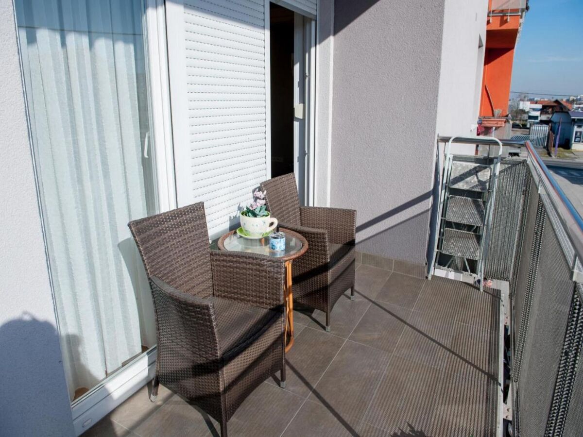 Apartment Apartment Josip - One Bedroom apartment - Outdoor photo 2