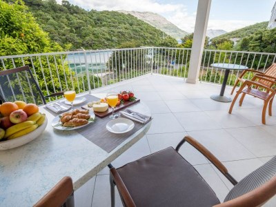 Apartment Apartment Karla - Two-Bedroom Apartment with Sea View - Outdoor photo 3