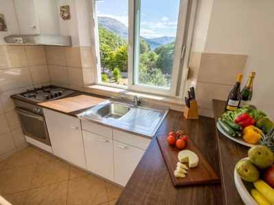 Apartment Apartment Karla - Two-Bedroom Apartment with Sea View - Features photo 13