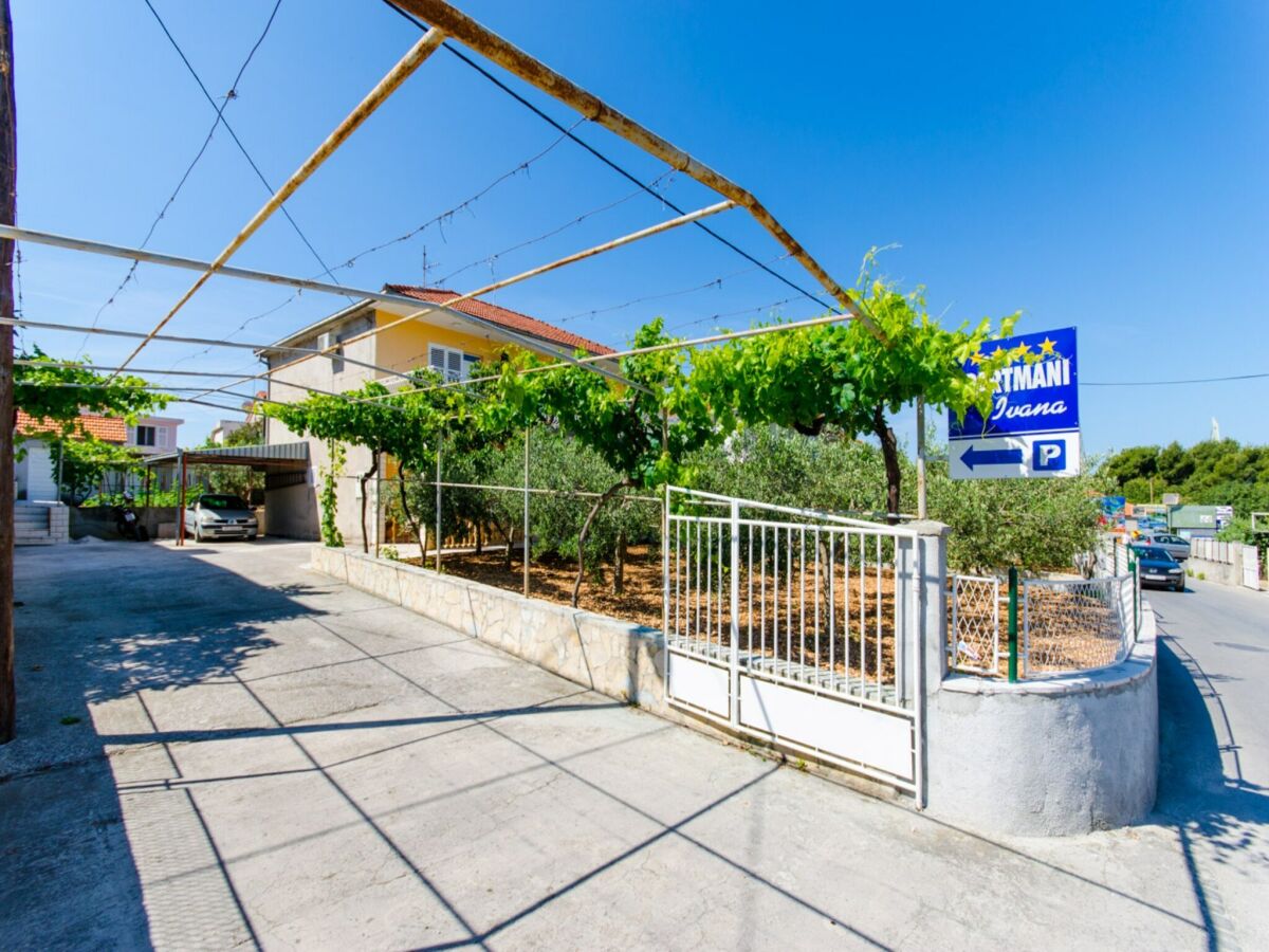 Apartment Apartments Ivana (TR) -Studio with Terrace ( A2) - Outdoor photo 3