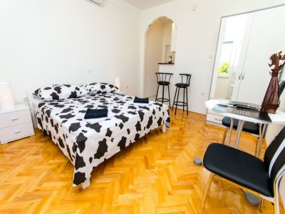 Apartment Apartments Ivana (TR) - Studio with Balcony and Sea View (A4) - Features photo 5