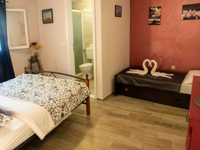 Holiday house Holiday Home Luna - Two Bedroom Holiday Home with Sea View - Features photo 14