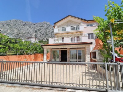 Apartment Apartments Villa Michele-Three Bedroom Apartment with Terrace ( Mandarin ) - Outdoor photo 3