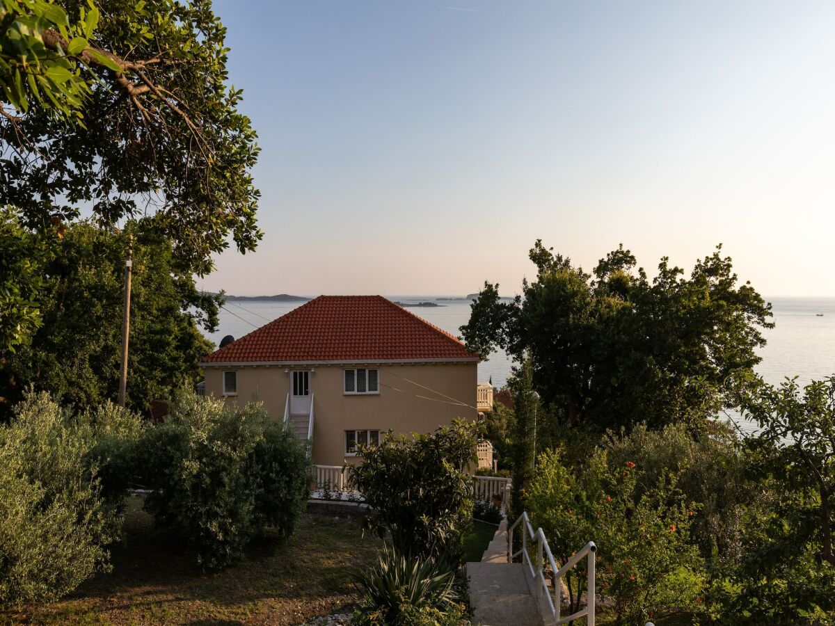 Apartment Apartments Belenum - One-Bedroom Apartment with Balcony and Sea View (no.3) - Outdoor photo 3