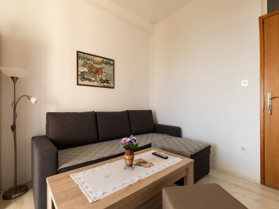 Apartment Apartments Belenum - One-Bedroom Apartment with Balcony and Sea View (no.3) - Features photo 10