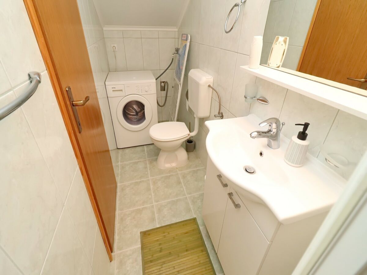 Apartment Apartments K &  N -One Bedroom Apartment - Features photo 4