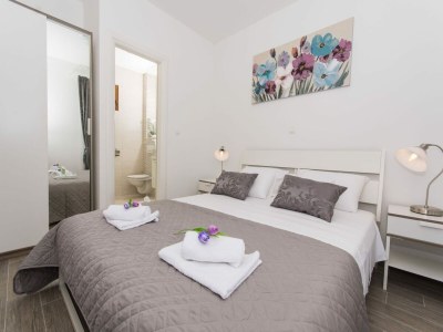 Apartment Villa LA-Comfort One Bedroom Apartment with Sea View Terrace 3 - Features photo 8