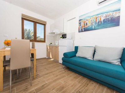 Apartment Villa LA-Comfort One Bedroom Apartment with Sea View Terrace 2 - Features photo 11