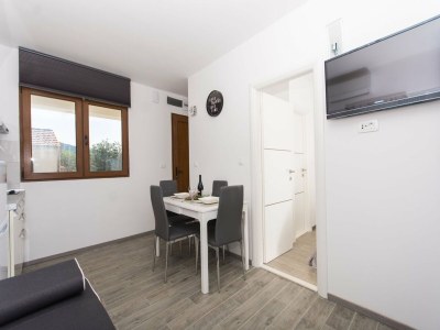 Apartment Villa LA-Comfort One Bedroom Apartment with Sea View Terrace 2 - Features photo 21
