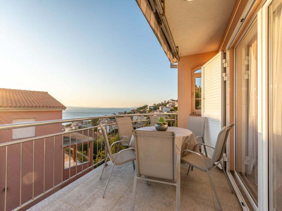 Apartment Apartments Palma - Two Bedroom Apartment with Balcony and Sea View  ( Veliki ) - Outdoor photo 3