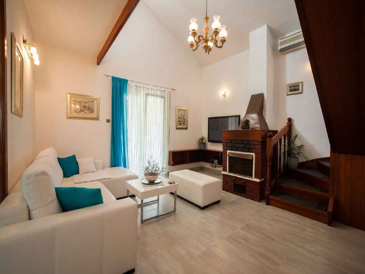 Holiday house Holiday home  Ingrid - Four Bedroom Holiday Home with Pool