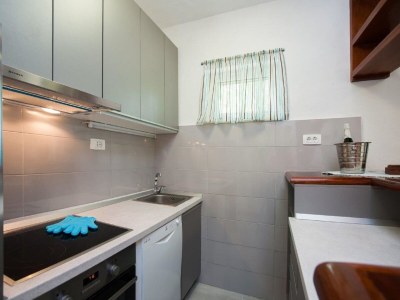 Holiday house Holiday home  Ingrid - Four Bedroom Holiday Home with Pool - Features photo 9