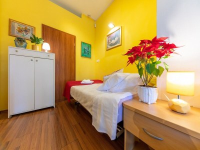 Apartment Apartments Studio Dubrovnik Beach Area-Studio Apartment - Features photo 5