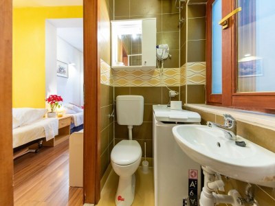 Apartment Apartments Studio Dubrovnik Beach Area-Studio Apartment - Features photo 6