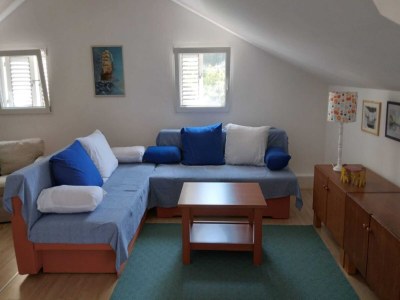 Apartment Apartment Luna - One Bedroom Apartment with Terrace and Sea View (Molunat) in Molunat - Apartment