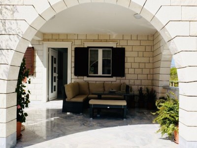 Apartment Villa Tonika -Two Bedroom Apartment with Terrace ( A1 ) in Brač - Apartment