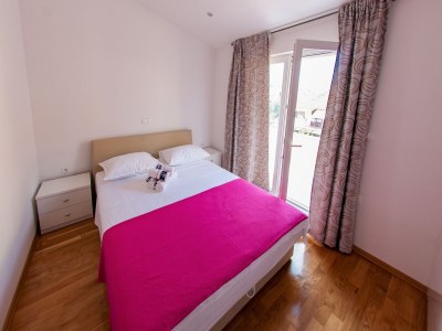 Apartment Apartments Anita-Luxury Three Bedroom Apartment with Terrace - Features photo 8