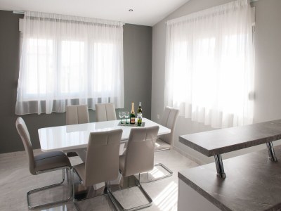 Apartment Apartments Anita-Luxury Three Bedroom Apartment with Terrace - Features photo 19
