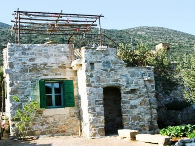 Holiday house Lavender Cottage-Two Bedroom  Holiday Cottage  with Terrace - Outdoor photo 3