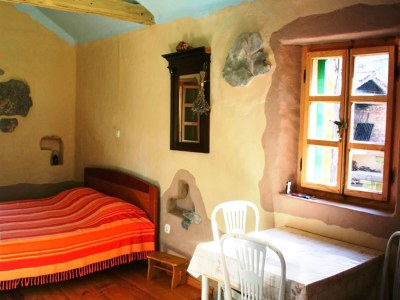 Holiday house Lavender Cottage-Two Bedroom  Holiday Cottage  with Terrace - Features photo 8