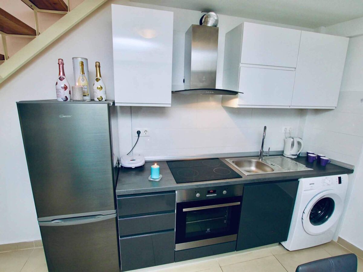 Apartment Dalmatian White Shell Apartment- Two Bedroom Apartment
