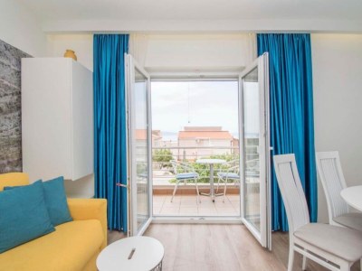 Apartment Apartments Antonio - Comfort One-Bedroom Apartment with Balcony and Sea View - 4 in Makarska Riviera - Apartment