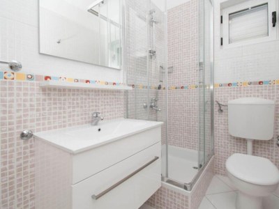 Apartment Apartments Antonio - Comfort One-Bedroom Apartment with Balcony and Sea View - 4 - Features photo 8