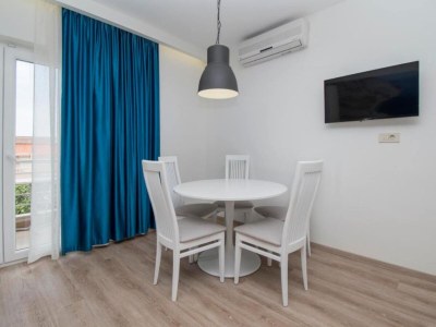 Apartment Apartments Antonio - Comfort One-Bedroom Apartment with Balcony and Sea View - 4 - Outdoor photo 13